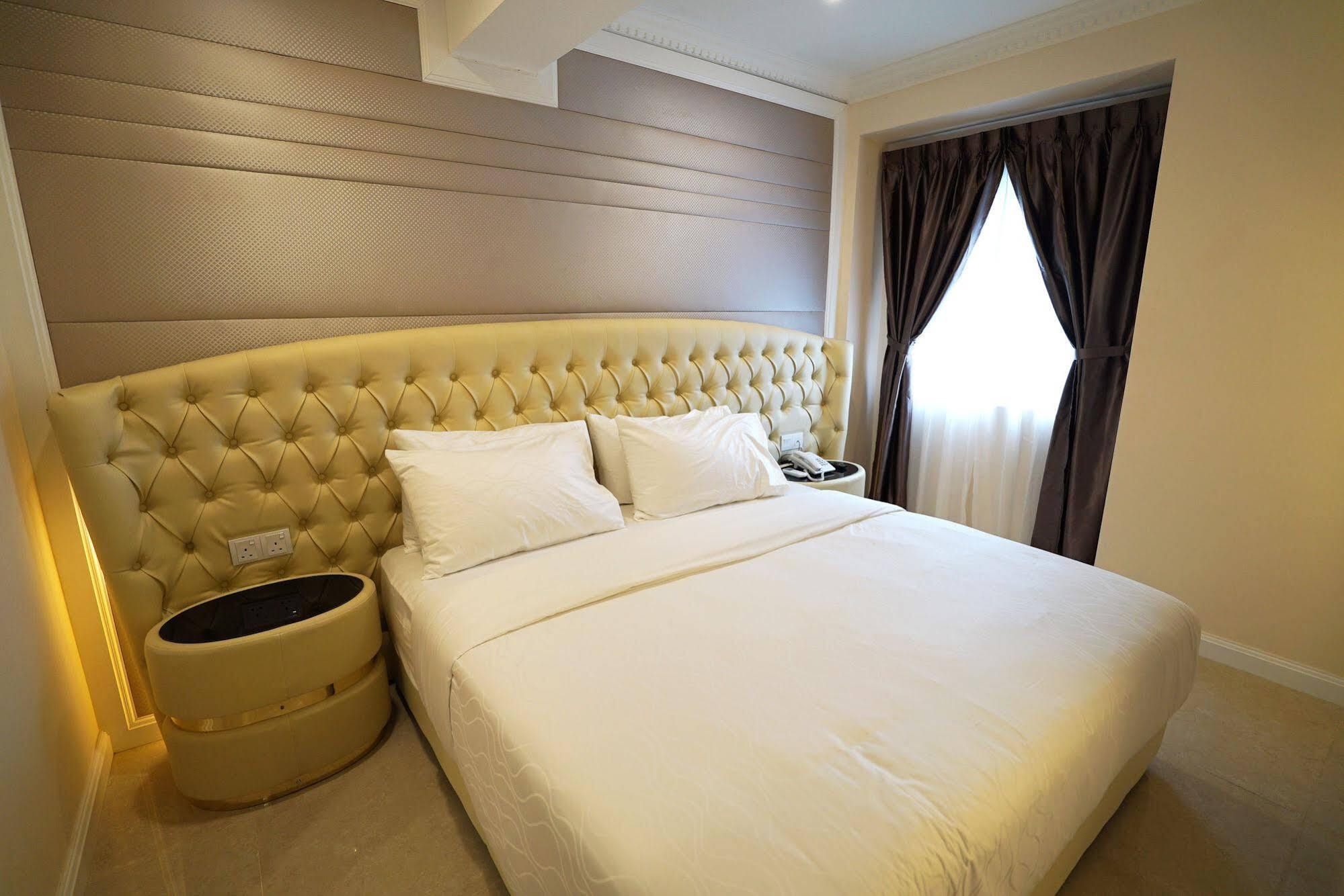 Ritzton Hotel Johor Bahru Exterior foto